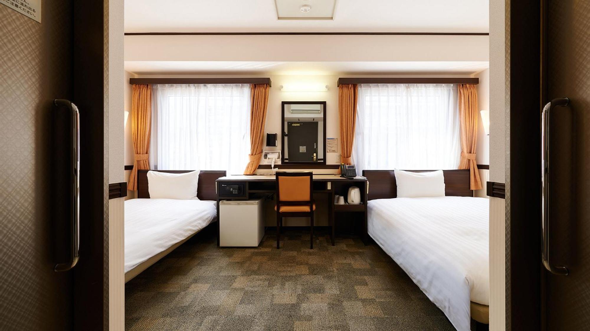 Toyoko Inn Fukuyama-Eki Shinkansen Minami-Guchi Bagian luar foto