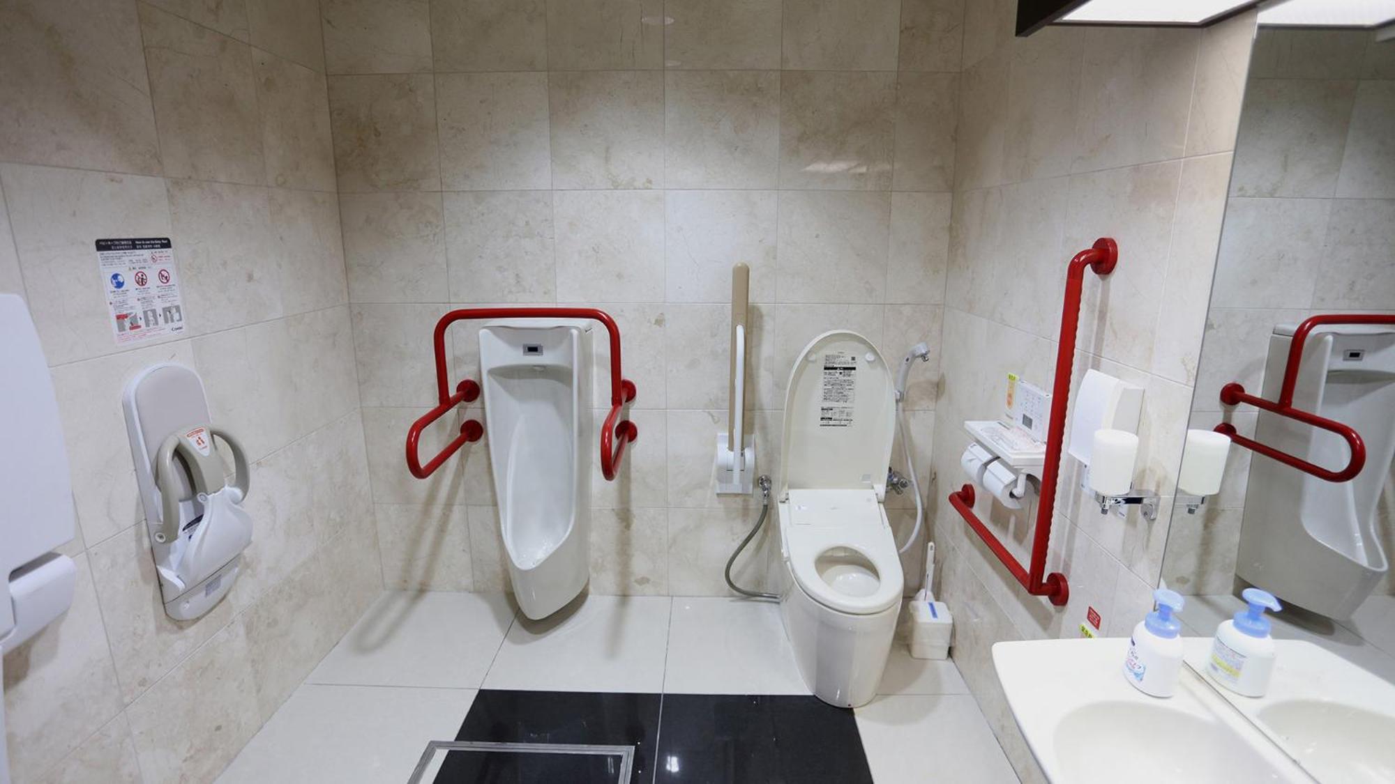 Toyoko Inn Fukuyama-Eki Shinkansen Minami-Guchi Bagian luar foto