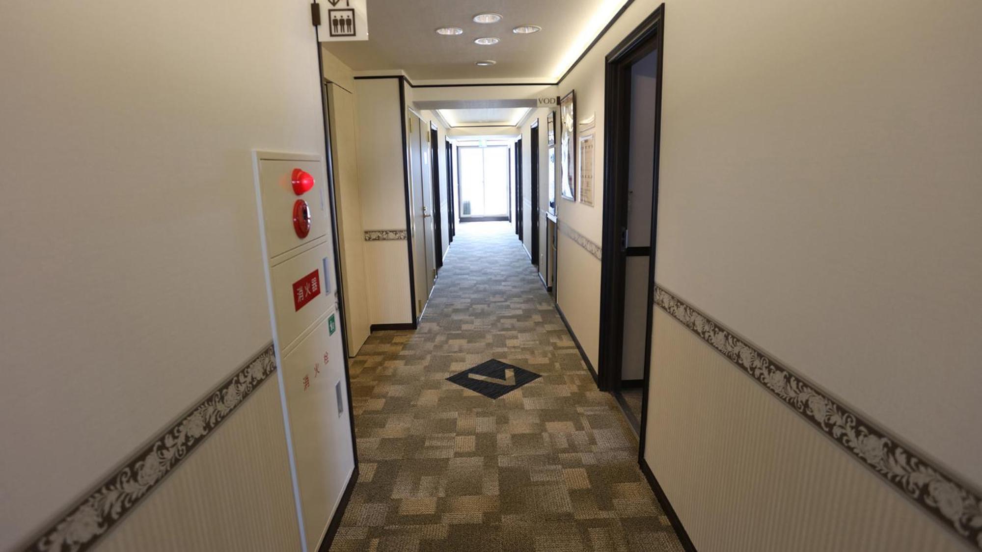 Toyoko Inn Fukuyama-Eki Shinkansen Minami-Guchi Bagian luar foto